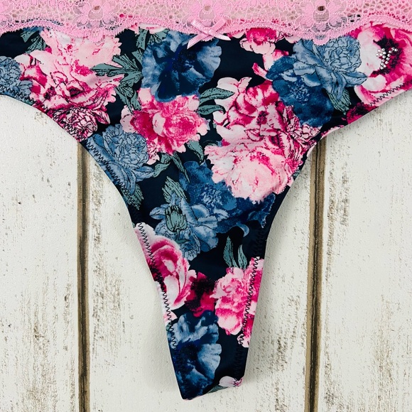 Victoria’s Secret Dream Angels Floral Thong Pantie Medium - Picture 5 of 9
